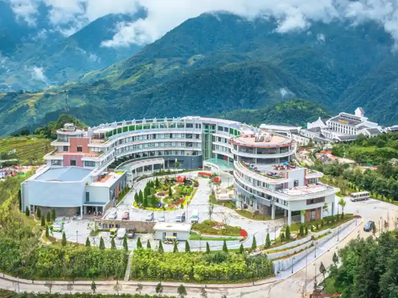 Lady Hill Sapa Resort